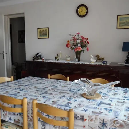 Spacieux T2 4 Pers. Avec Parking Proche A Canet-plage - Fr-1-696-120 Daire Canet-en-Roussillon